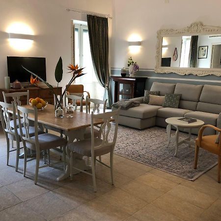 La Volta D'Oriente Apartment Syracuse ภายนอก รูปภาพ