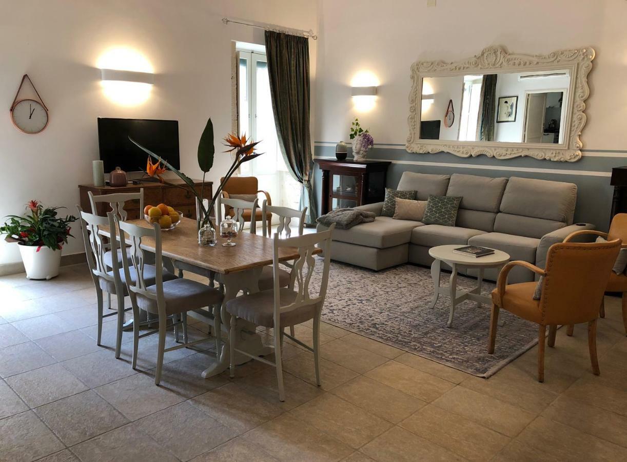 La Volta D'Oriente Apartment Syracuse ภายนอก รูปภาพ